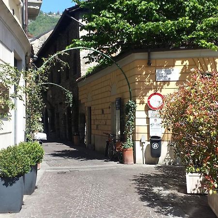 Appartamento Piazza Mazzini Lake Como Екстериор снимка